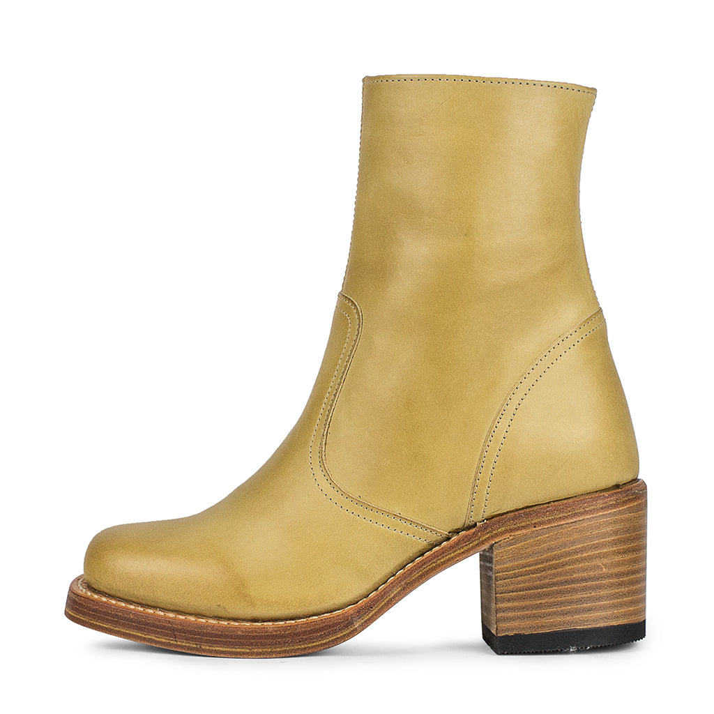 Ankle boots camel